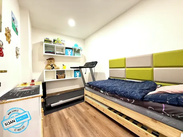 Prodej bytu 4+1, Krnov, Tyršova, 84 m2