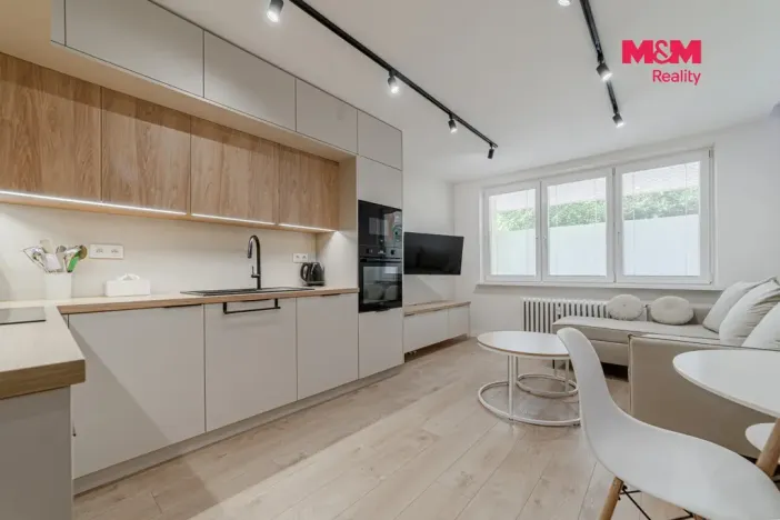 Prodej bytu 3+kk, Ostrava - Výškovice, Srbská, 52 m2