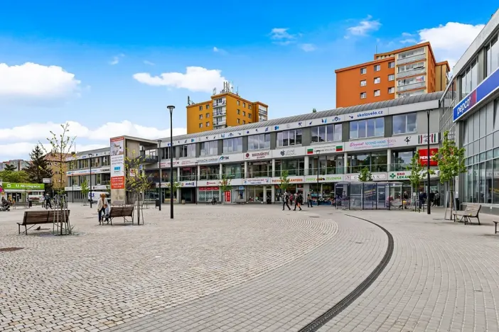 Pronájem obchodního prostoru, Praha - Hloubětín, Poděbradská, 54 m2