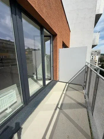 Pronájem bytu 1+kk, Praha - Vysočany, Gerstelova, 43 m2