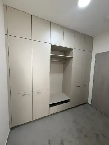 Pronájem bytu 1+kk, Praha - Vysočany, Gerstelova, 43 m2