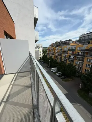 Pronájem bytu 1+kk, Praha - Vysočany, Gerstelova, 43 m2