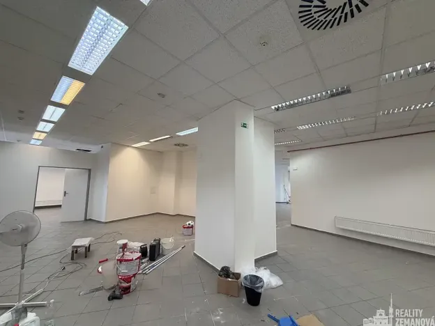 Pronájem obchodního prostoru, Praha - Michle, 323 m2