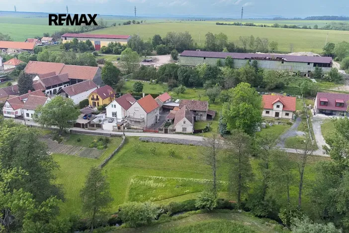 Prodej rodinného domu, Číčovice, 201 m2