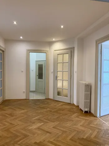 Pronájem bytu 3+1, Praha - Bubeneč, Čs. armády, 113 m2