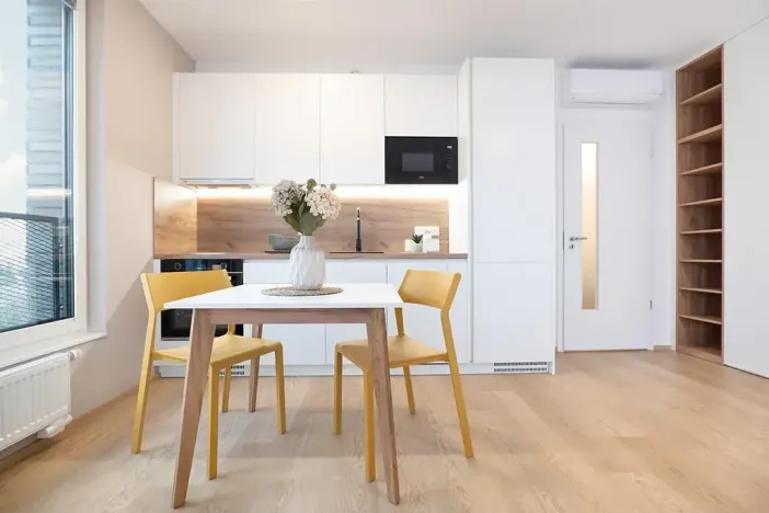 Pronájem bytu 1+kk, Praha - Prosek, Litoměřická, 35 m2