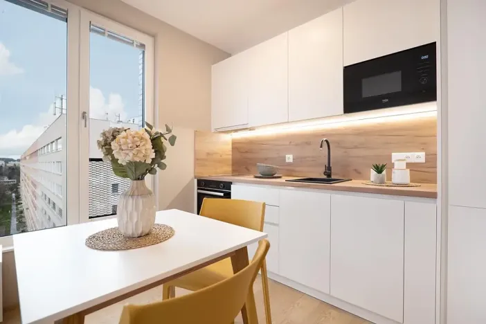 Pronájem bytu 1+kk, Praha - Prosek, Litoměřická, 35 m2