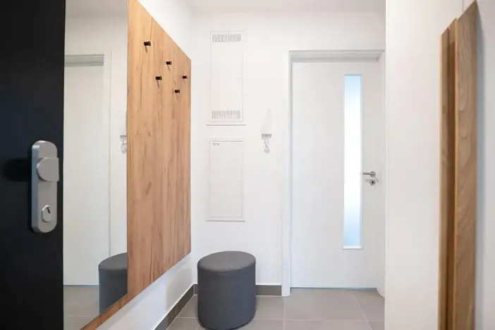 Pronájem bytu 1+kk, Praha - Prosek, Litoměřická, 35 m2