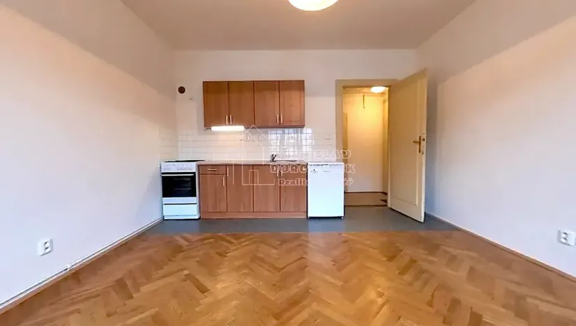 Pronájem bytu 1+kk, Praha - Strašnice, Nad Primaskou, 23 m2