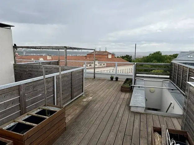 Pronájem bytu 2+kk, Praha - Libeň, Chlumčanského, 95 m2