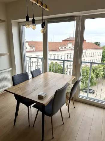 Pronájem bytu 2+kk, Praha - Libeň, Chlumčanského, 95 m2
