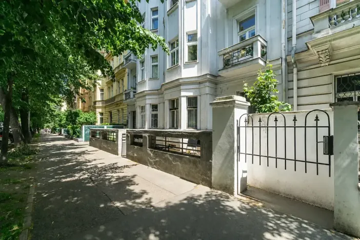 Pronájem bytu 3+1, Praha - Bubeneč, Čechova, 90 m2