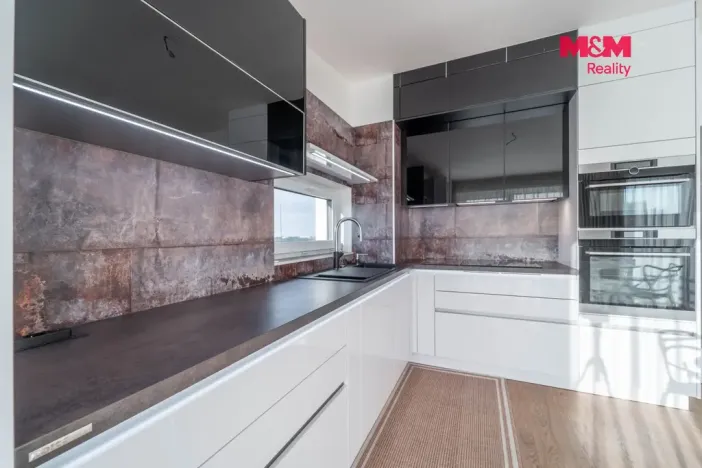 Prodej bytu 5+kk, Ořech, Karlštejnská, 112 m2