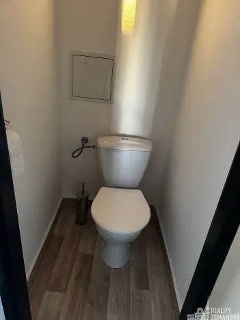Pronájem bytu 1+1, Praha - Krč, Višňová, 38 m2