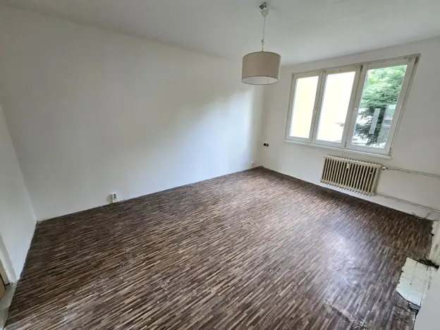 Prodej bytu 3+1, Postoloprty, Jiráskovo náměstí, 65 m2