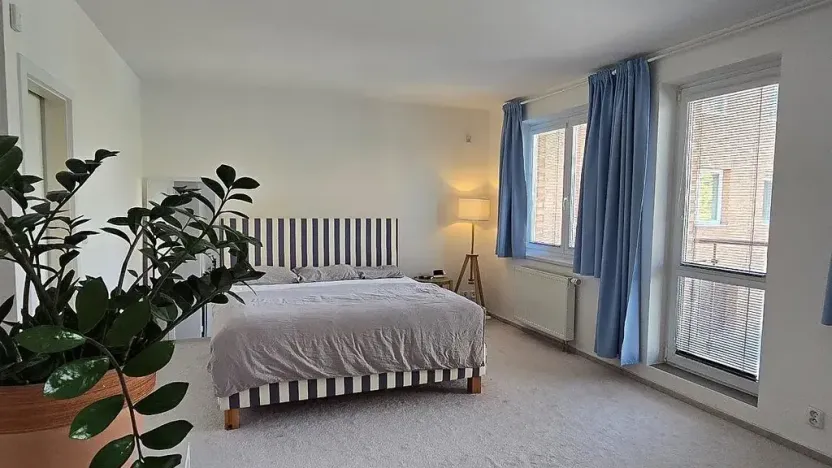 Prodej rodinného domu, Dolní Břežany, Dělnická, 214 m2