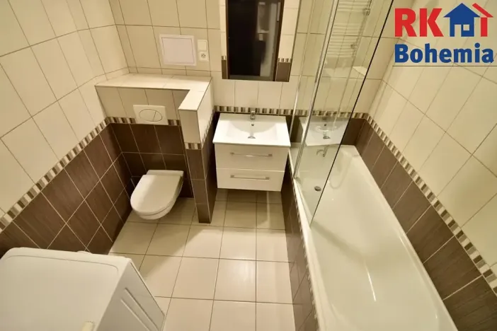 Pronájem bytu 1+kk, Praha - Vršovice, Jakutská, 28 m2