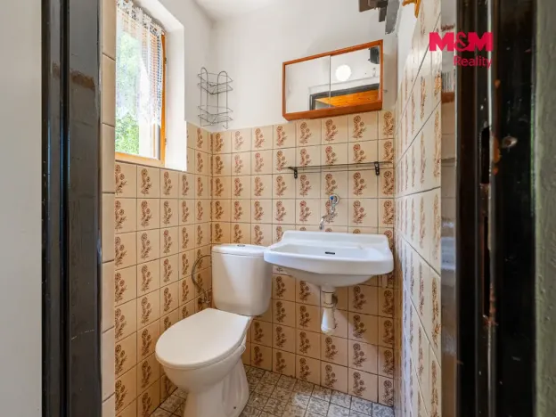Prodej chaty, Lišov, 32 m2