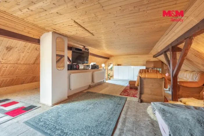 Prodej rodinného domu, Líský, 240 m2