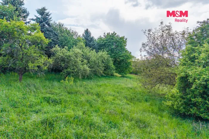 Prodej pozemku pro bydlení, Benešov - Úročnice, 1693 m2