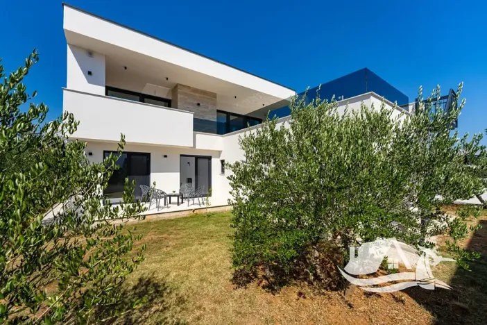 Prodej vily, Vrsi, Chorvatsko, 210 m2
