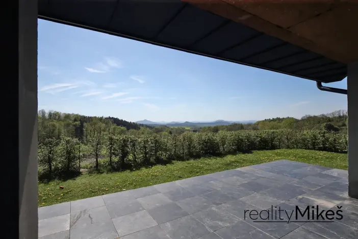 Prodej rodinného domu, Křižany, 470 m2