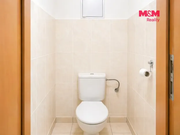 Pronájem bytu 1+kk, Praha - Podolí, Dvorecká, 50 m2