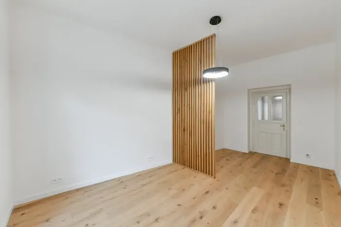 Pronájem bytu 2+kk, Praha - Smíchov, Holečkova, 36 m2