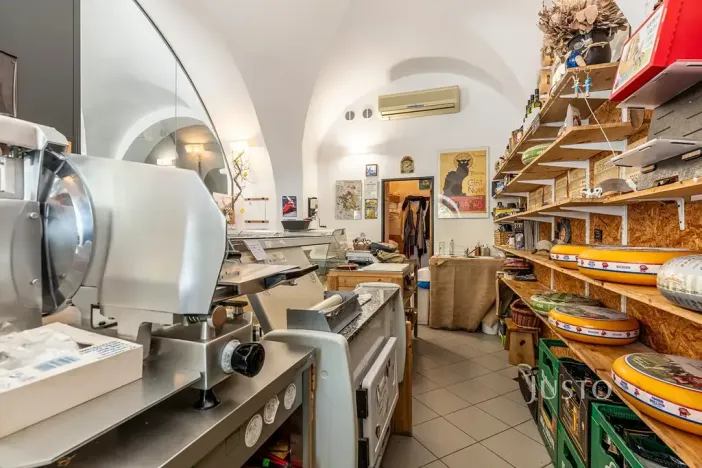 Pronájem obchodního prostoru, Uherské Hradiště, Masarykovo náměstí, 41 m2