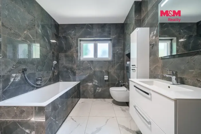 Prodej rodinného domu, Andělská Hora, 141 m2