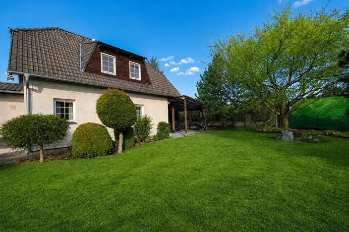 Pronájem rodinného domu, Křenice, V Pálce, 116 m2