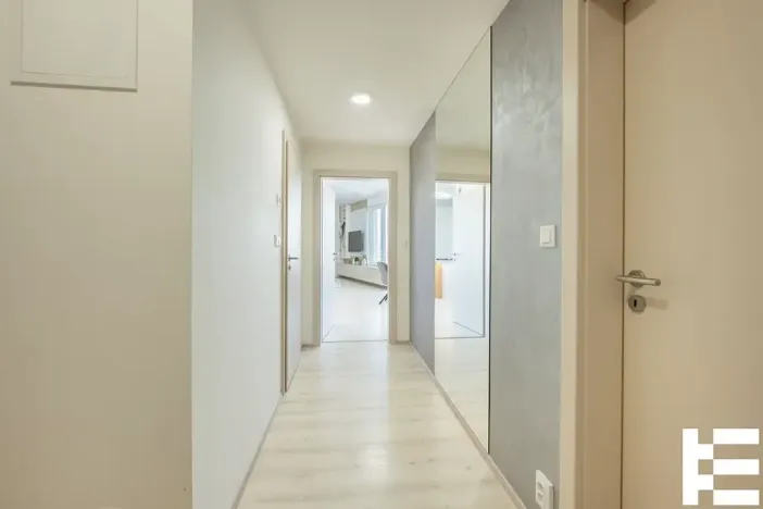 Pronájem bytu 2+kk, Praha - Vysočany, Čerpadlová, 60 m2