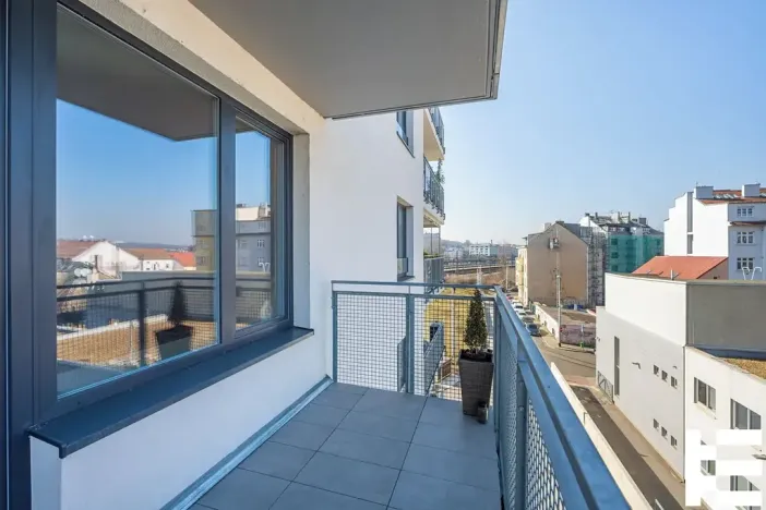 Pronájem bytu 2+kk, Praha - Vysočany, Čerpadlová, 60 m2