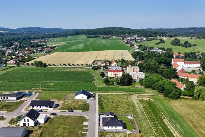 Prodej pozemku pro bydlení, Lešany, 762 m2