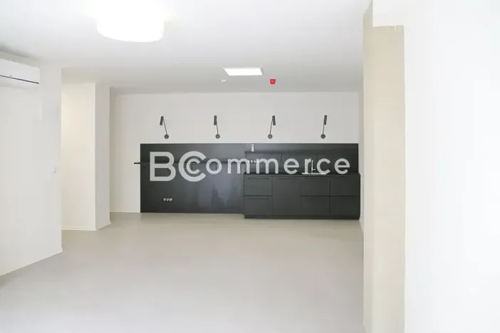 Pronájem kanceláře, Brno, Dominikánské náměstí, 380 m2