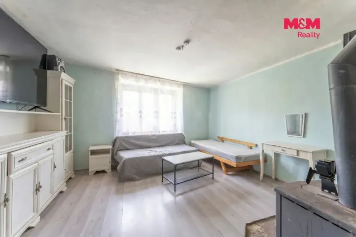 Prodej rodinného domu, Jeviněves, 45 m2