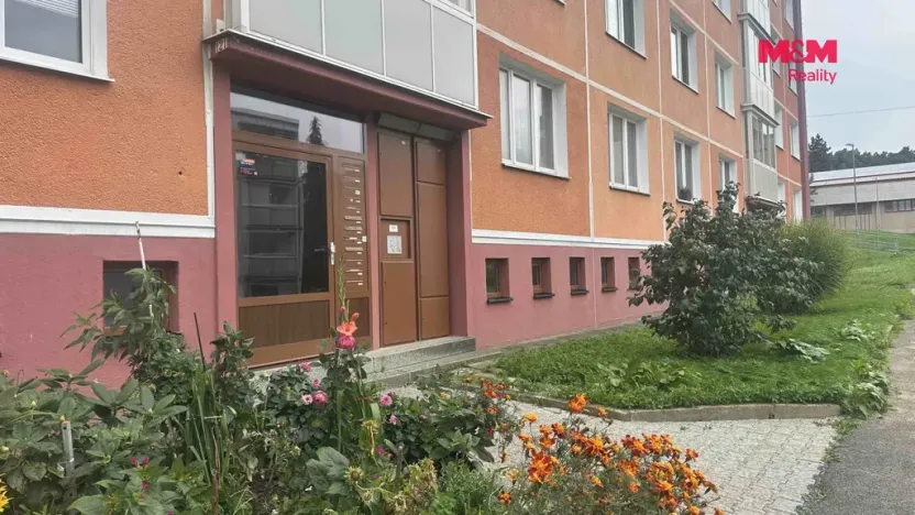 Pronájem bytu 2+1, Holoubkov, 53 m2