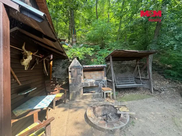 Prodej chaty, Nezabudice, 1441 m2