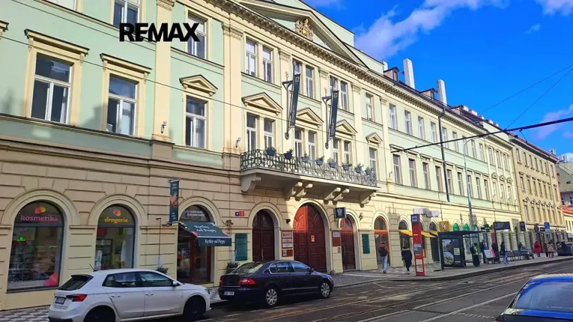 Pronájem kanceláře, Praha - Karlín, Sokolovská, 69 m2