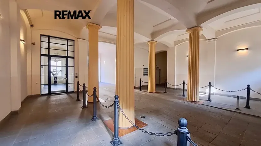Pronájem kanceláře, Praha - Karlín, Sokolovská, 69 m2