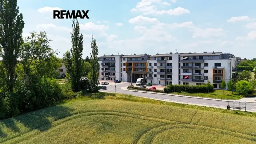 Prodej bytu 2+kk, Praha, Velvarská, 55 m2