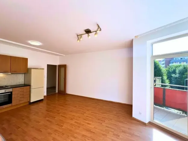 Pronájem bytu 2+kk, Praha - Vysočany, Poděbradská, 52 m2