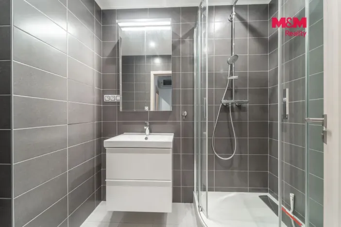 Prodej bytu 4+1, Praha - Černý Most, Bojčenkova, 104 m2