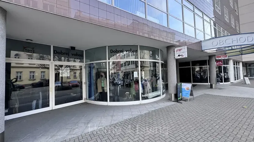 Prodej obchodního prostoru, Brno, Příkop, 120 m2
