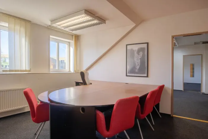 Prodej kanceláře, Chrudim - Chrudim IV, Lupáčova, 612 m2