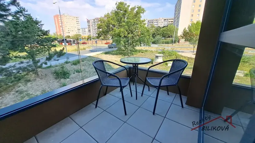 Pronájem bytu 2+kk, Praha - Černý Most, Arnošta Valenty, 47 m2