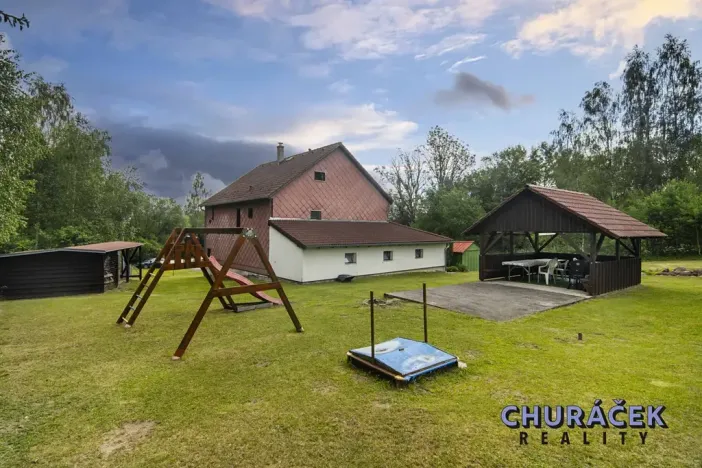 Prodej ubytování, Nová Pec, 280 m2