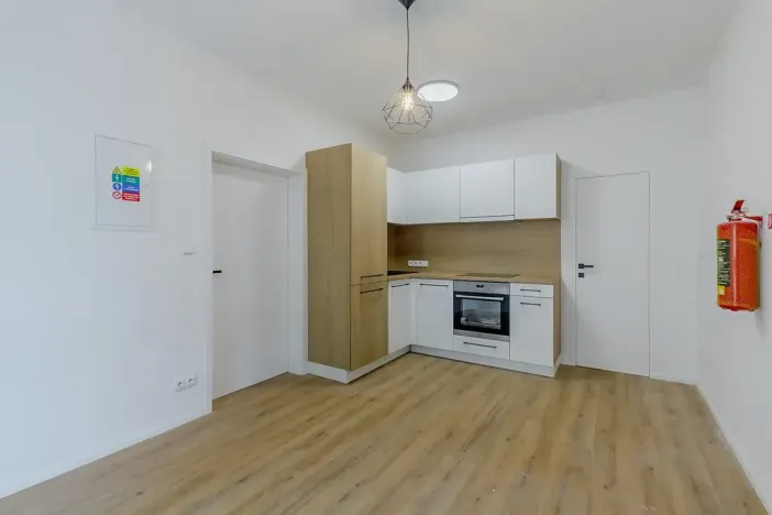 Pronájem bytu 2+kk, Praha - Košíře, Fabiánova, 37 m2