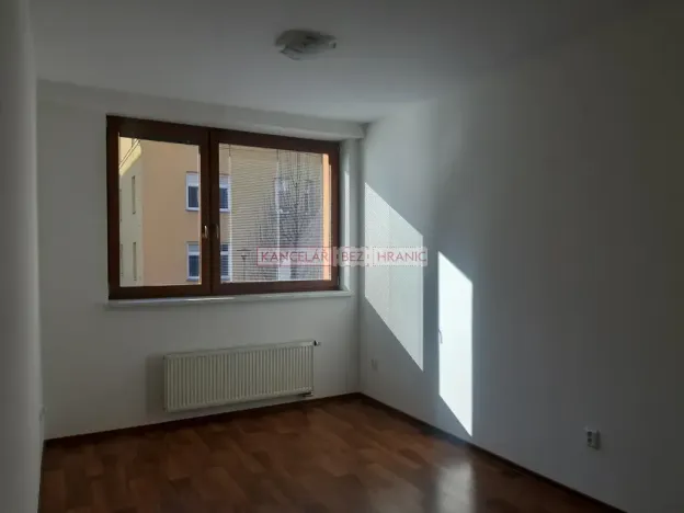 Pronájem bytu 2+1, Opava, Lepařova, 56 m2