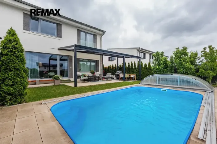 Prodej rodinného domu, Horoušany, Podzimní, 155 m2